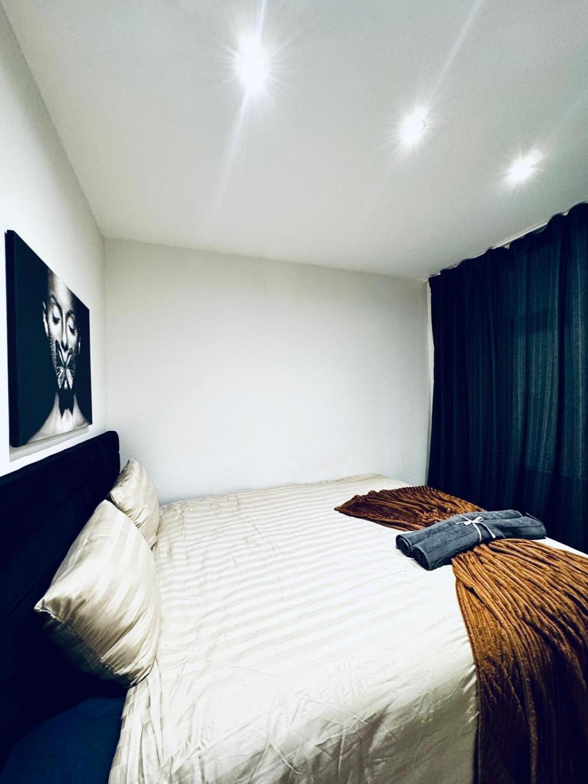 Elegant & 5br Shared In * Vienna