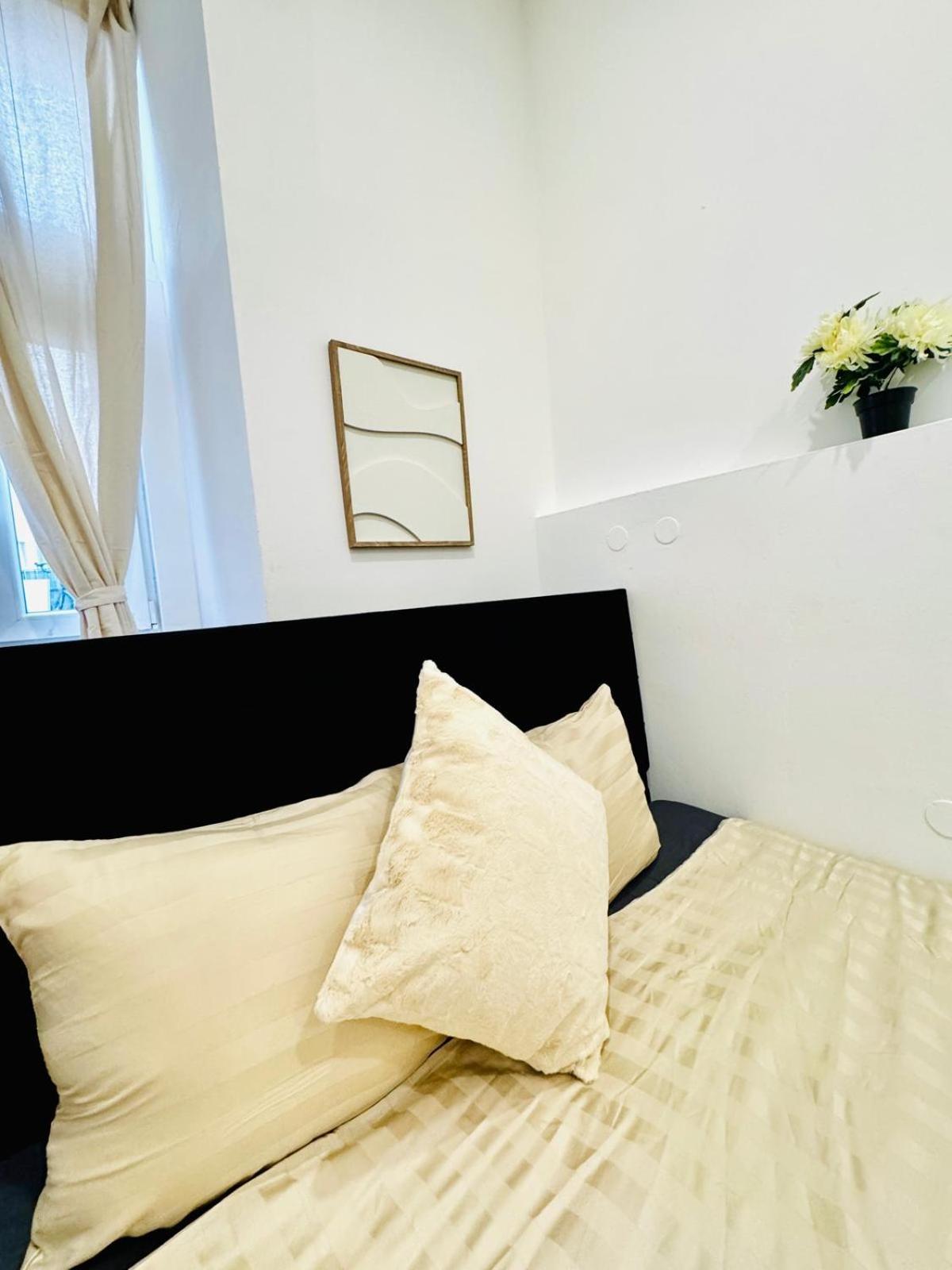 Elegant & 5br Shared In Appartamento Vienna